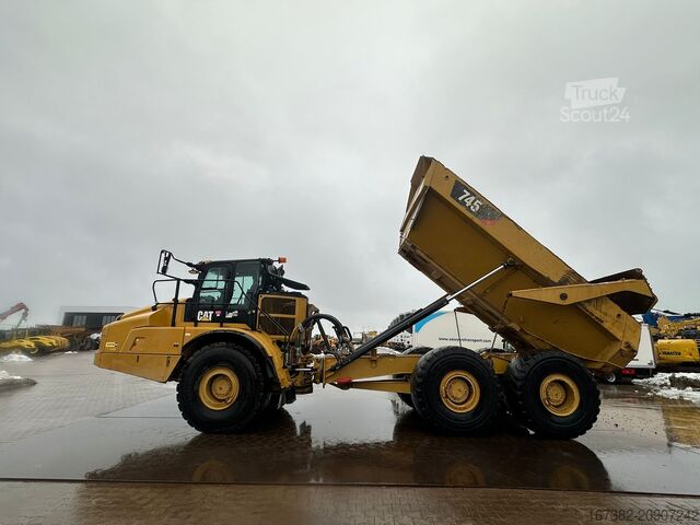 Wywrotka Caterpillar 745 04A