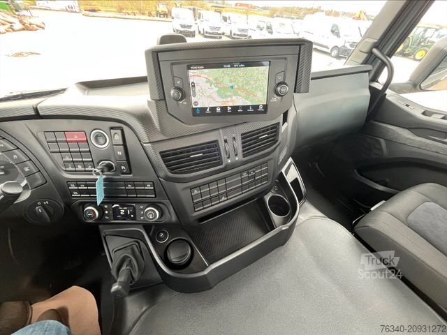 Podvozek nákladního auta IVECO X-WAY AD200X48/P HR ON+*HI-Traction*für Kipper