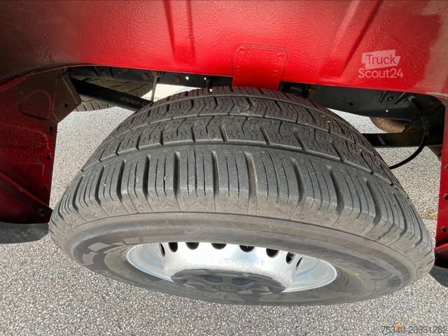 Dodávka s vysokou střechou IVECO 35S21HA8V* Kastenwagen* 210PS 3.0l*AHK 3.500kg