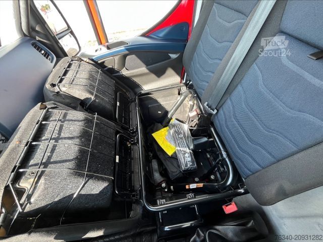 Dodávka s vysokou střechou IVECO 35S21HA8V* Kastenwagen* 210PS 3.0l*AHK 3.500kg