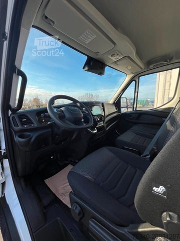 Skříňová dodávka IVECO Daily 35S16A8*KOFFER*LBW*HI-MATIC*