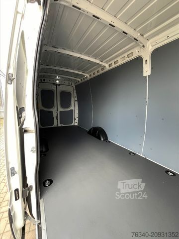 Dodávka s vysokou střechou IVECO E - Daily * 38S14E V* Elektoantrieb*Kastenwagen*