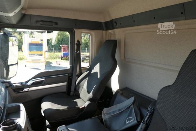 Kipper LKW MAN TG-S 35.460 8x6 4 Achs Muldenkipper Meiller 18m³