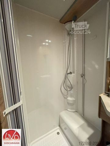 Polintegriran avtodom WEINSBERG CaraSuite 650 MEG