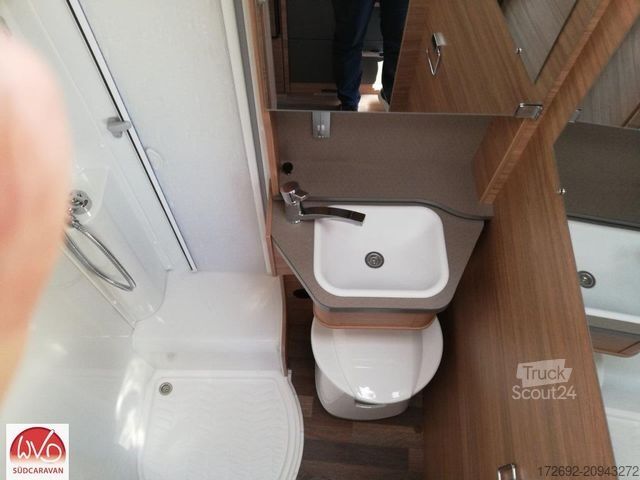 Polintegriran avtodom WEINSBERG CaraCompact 640 MEG EDITION [PEPPER]