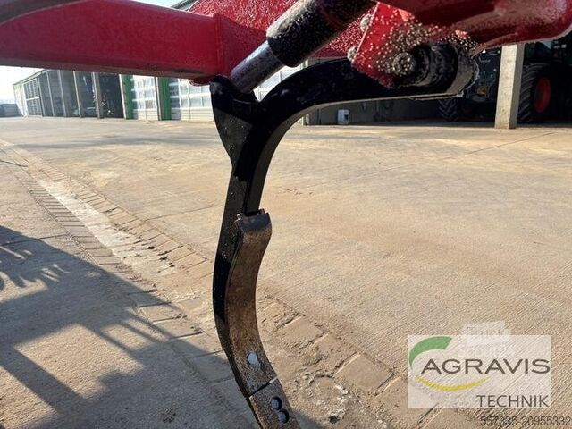 Déchaumeur Väderstad OPUS 700