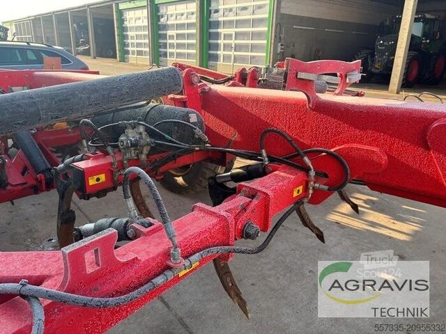 Déchaumeur Väderstad OPUS 700