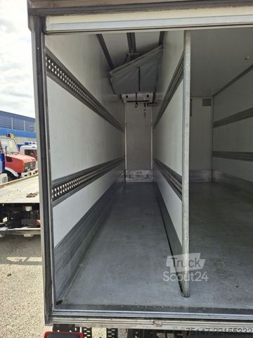 Koelwagen met geïsoleerde laadbak FUSO Canter 9C18 Tiefkühl Bi-Temp LBW Thermo King