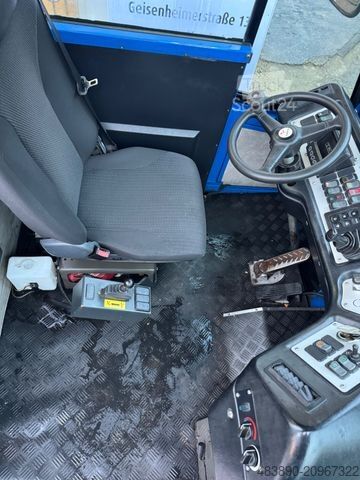 Véhicule tracteur Terberg YT 222/Terminal-Truck/CumminsStage5