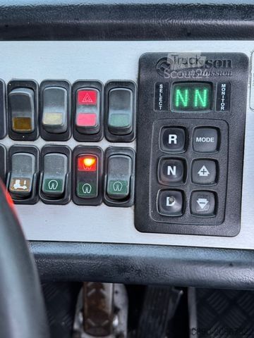 Véhicule tracteur Terberg YT 222/Terminal-Truck/CumminsStage5