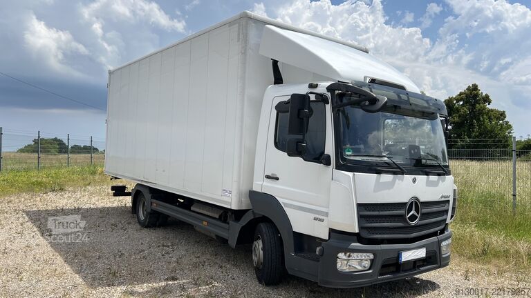 Transporteur avec caisse meuble Mercedes-Benz Atego 818