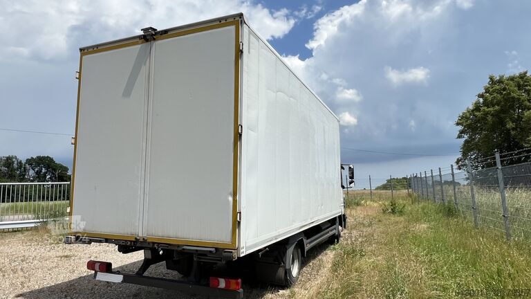 Transporteur avec caisse meuble Mercedes-Benz Atego 818
