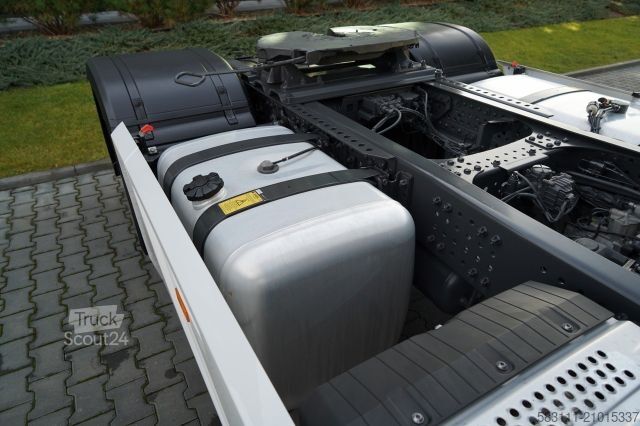 Tracteur routier standard MERCEDES-BENZ ACTROS  L 1851 / GIGA SPACE / RETARDER / 2022 R 