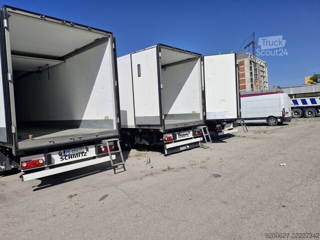 Hűtő félpótkocsi Schmitz Cargobull SCB S3