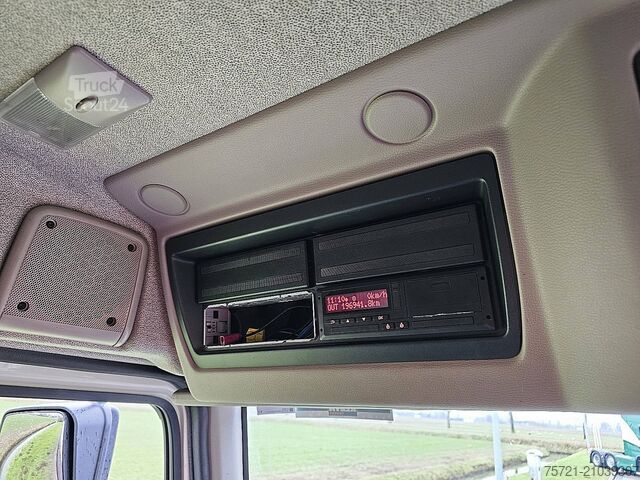 Bâche coulissante DAF LF 290