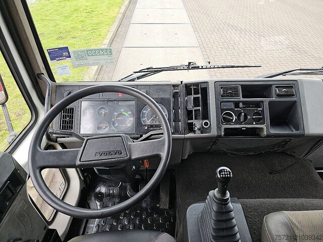 Plateau de chargement VOLVO FL 608.150