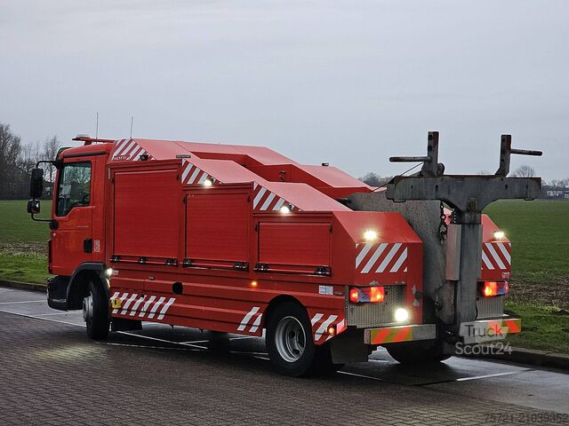 Fourgon porte-voitures M.A.N. 8.220 TGL 8.8T BOTTIE LIFT 8T