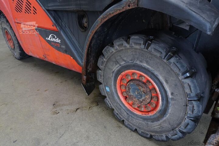 Gaffeltruck Linde H 25 D EVO 392-02