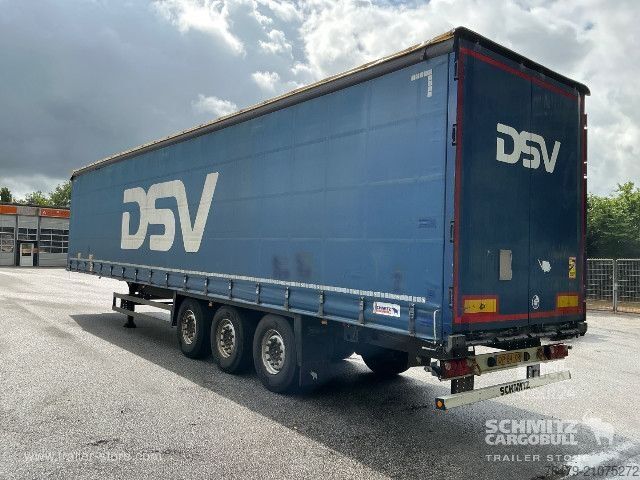 Open semitrailer with tarp Schmitz Cargobull Curtainsider Standard