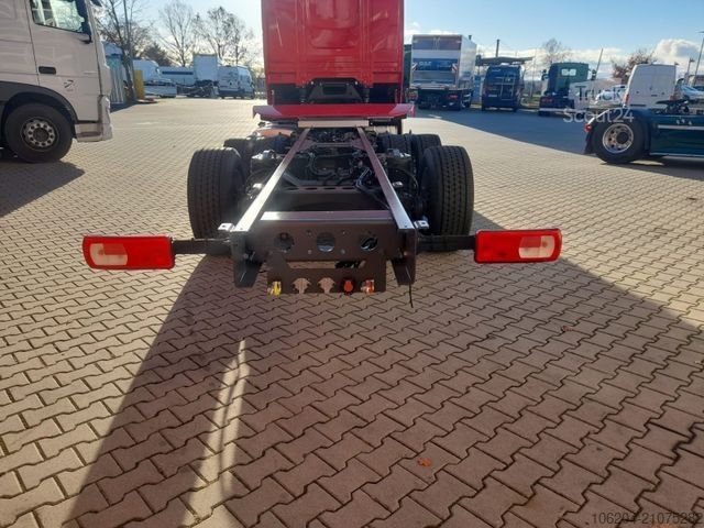 LKW-Fahrgestell DAF XG+530 FAN Kamera Waage Alcoa Intarder