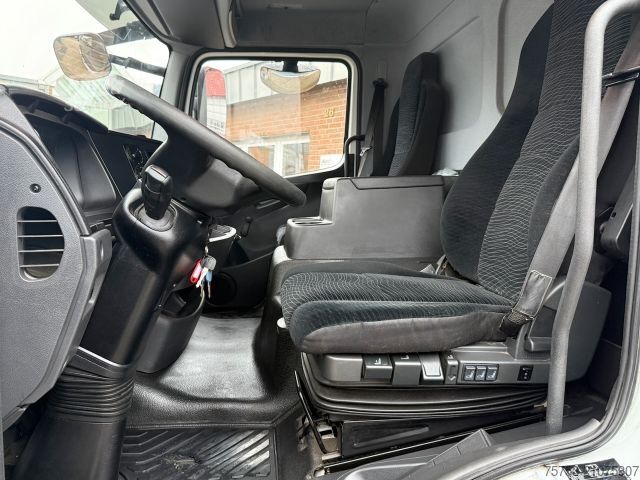 Samochód dostawczy z plandeką MERCEDES-BENZ 818L Atego Pritsche mit Bordwänden