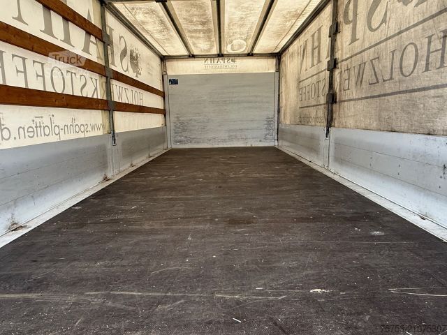 Samochód dostawczy z plandeką MERCEDES-BENZ 818L Atego Pritsche mit Bordwänden