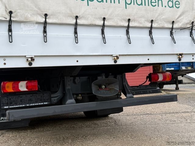 Samochód dostawczy z plandeką MERCEDES-BENZ 818L Atego Pritsche mit Bordwänden