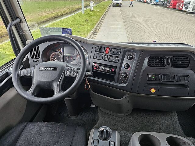 Glidende presenning DAF LF 290 16T TAILLIFT AIRCO