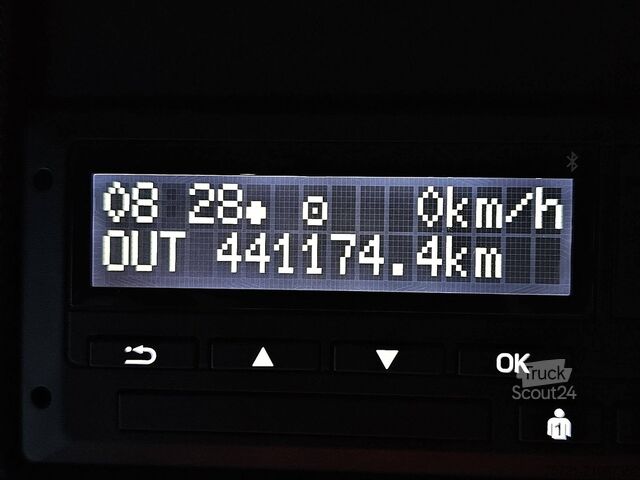 Tarpaulin DAF CF 260 19T TAILLIFT AIRCO