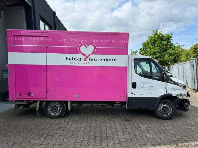 Vrachtwagen met bakwagen IVECO Daily 35S14 Hi-Matic Koffer*Ahk*Seiten tür*