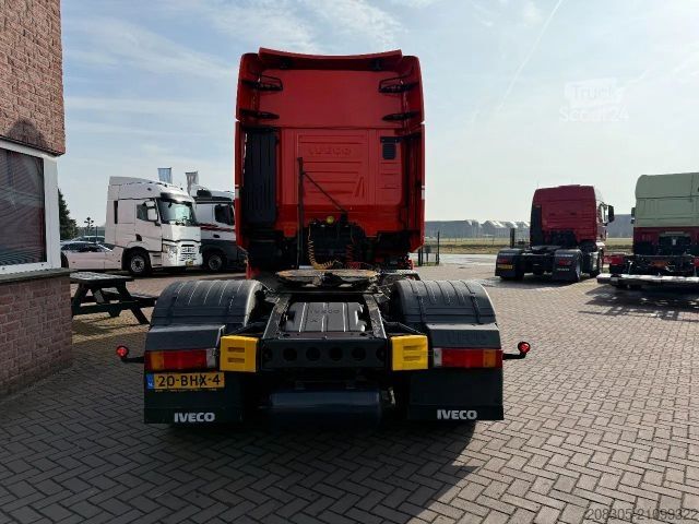 Standard SZM IVECO Stralis 400 Stralis 400 4X2 LNG Retarder 2x Tank