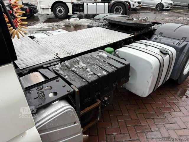 Standaard trekker MAN TGA 18.440 TGA 18.440 4X2 Euro 5 / Low kilometer