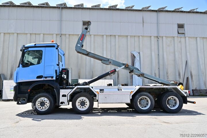 Камион с кука за контейнери Mercedes-Benz Arocs 3248  E6 8x4 Retarder Blatt Blatt Alufelgen
