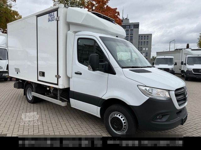 Koelwagen met geïsoleerde laadbak MERCEDES-BENZ Sprinter 514 CDi Kühl. Carrier 350 LBW No 516-36