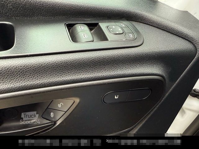 Koelwagen met geïsoleerde laadbak MERCEDES-BENZ Sprinter 514 CDi Kühl. Carrier 350 LBW No 516-36