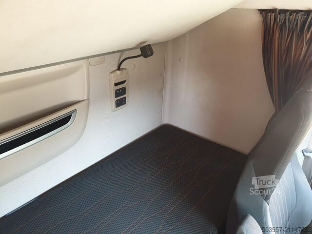 Standaard trekker DAF XF 480