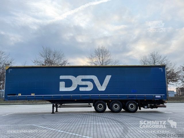 Semi-remorque bâchée Schmitz Cargobull Curtainsider Standard Ladebordwand