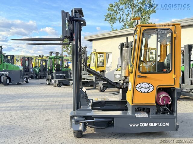 Vierwegvorkheftruck Combilift C3000 GAS DUPLEX 4500 FREE LIFT CABIN