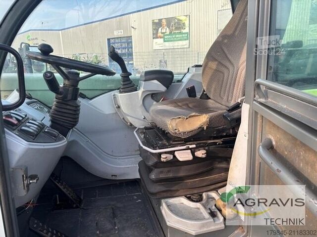 Carregador telescópico Claas SCORPION 7040