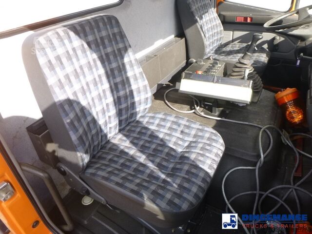 Schneeräumer Mercedes SK 2031 4x4x4 Schmidt CJS9 airport sweeper snow...