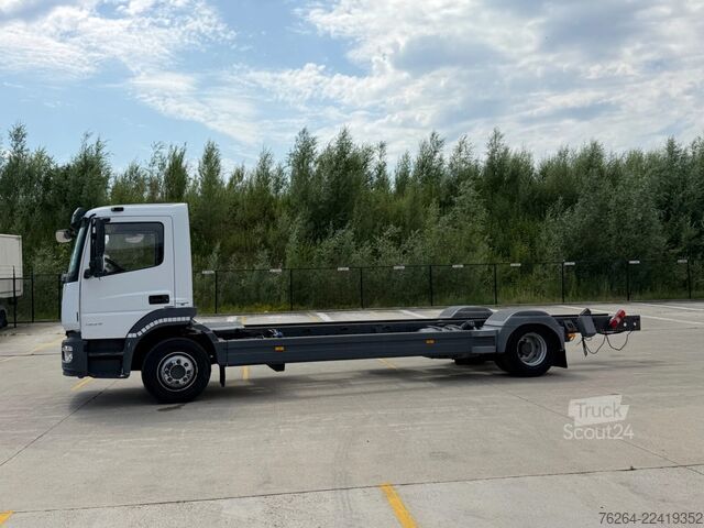 Chassis com cabina Mercedes-Benz ATEGO 1324 AUTOMAAT EURO6