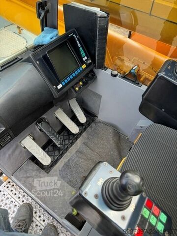 Mobilní jeřáb Liebherr LTM 1100-5,1