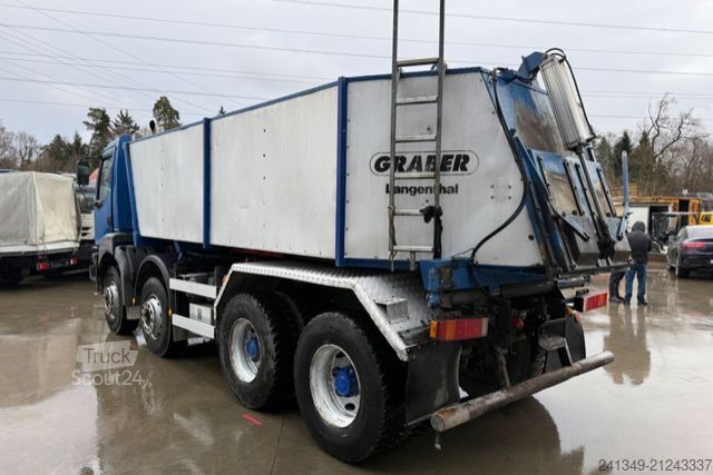 Tipper truck RENAULT Kerax 420 8x4 Thermokipper