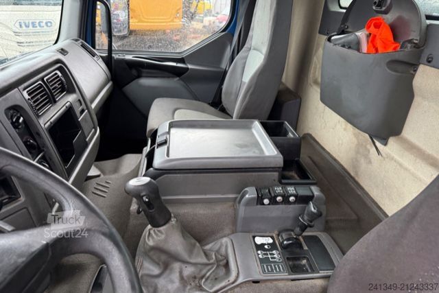 Tipper truck RENAULT Kerax 420 8x4 Thermokipper