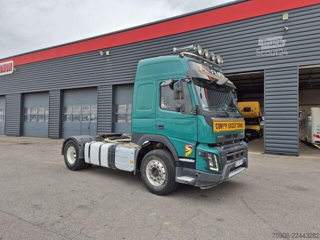 Standard nyergesvontató Volvo FMX