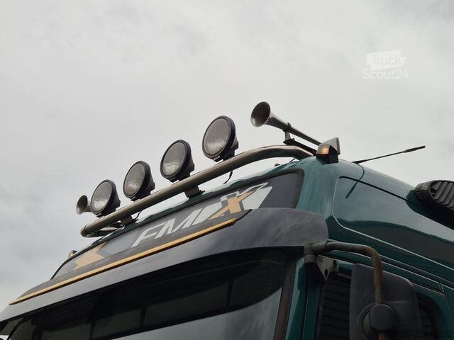 Standard nyergesvontató Volvo FMX