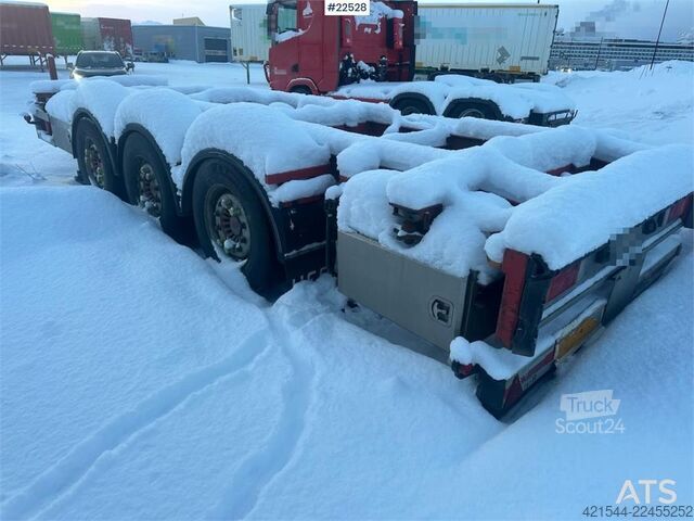 Transport de conteneurs HFR KM 24 3-axle container trailer w/ two sets of tire
