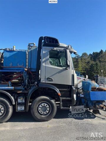 Blender Mercedes-Benz Arocs with a Meyco Roadrunner concrete spray unit