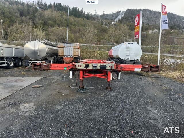 Transporte de contenedores Kel-Berg C30F