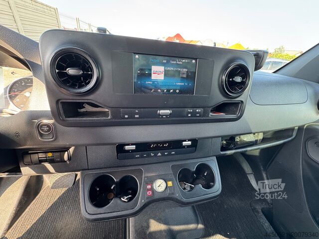 Araç taşıma çekicisi Mercedes-Benz Sprinter 519